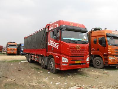 China CA6DM2 de Vrachtwagen van de motorfaw JH6 8X4 460HP Lading Te koop