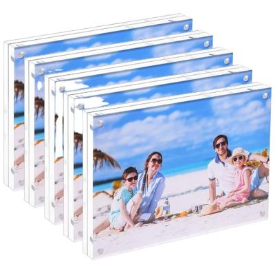 China Fashionable Acrylic Magnetic Block Frame , 4x6 Inches Acrylic Photo Frame for sale