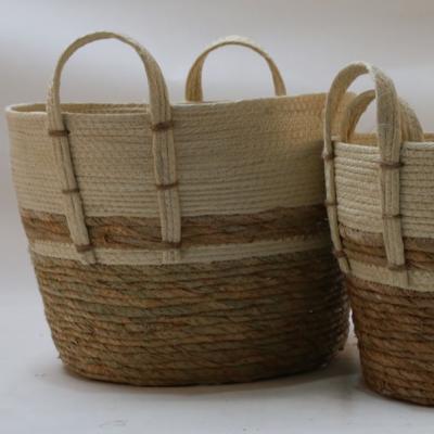 China Stocked Can Assemblies With Other Products Straw Fruit Hanging Baskets Handmade Storage Baskets Hand - Woven Basket for sale