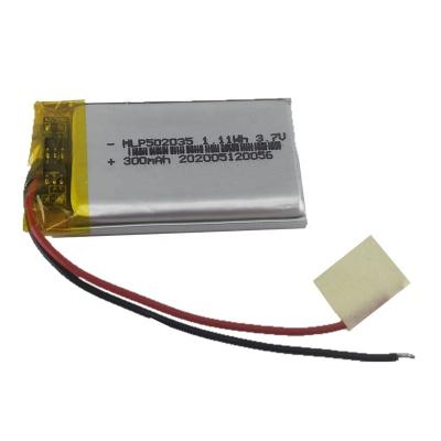 China Rechargeable Video Game Player Lipo 502035 300mAh 3.7V Lithium Li-polymer Battery For Earphone Smart Watch for sale