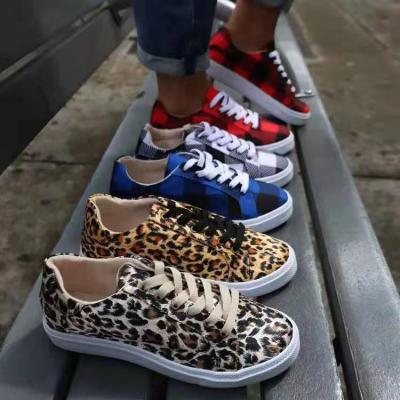 China CUSHIONING European and American hot style plus size canvas sneakers lace-up casual color-blocking shoes latest for sale