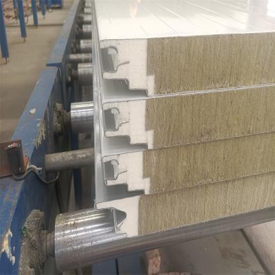 China Smooth Beveled PU Four Groove Wall Panels Easy Installation Soundproof for sale