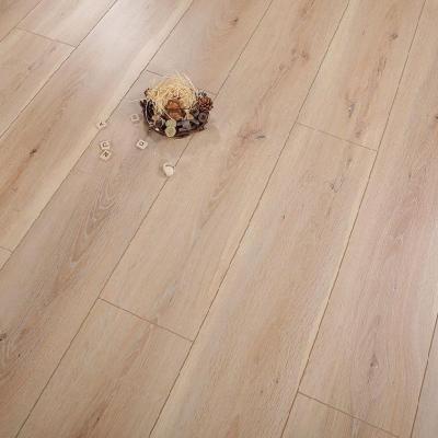 China Moisture Resistance Oak Color Real Wood Flooring Modern Easy Click Customized Color 5+ Years Hand Painted Bevel Scuffed or U Groove Pressed for sale