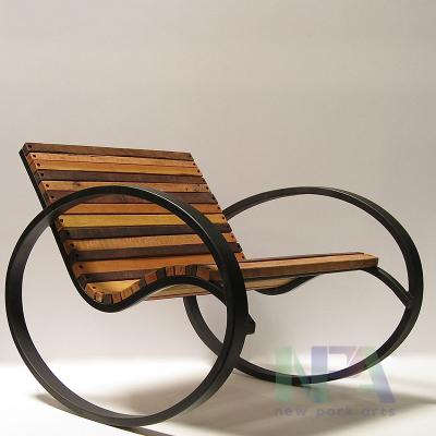 China 2021 Popular and Simple Metal Frame Cast Iron Wood Strip Style Public Unique Outdoor Seat Benches Waterproof NPA for sale