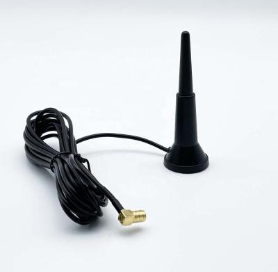 China Customized 433MHz 470MHz 868MHz 900MHz Omnidirectional External Sucker 433.92 MHz RF Magnetic Antenna With SMA Cablening YCM-3008-5 for sale