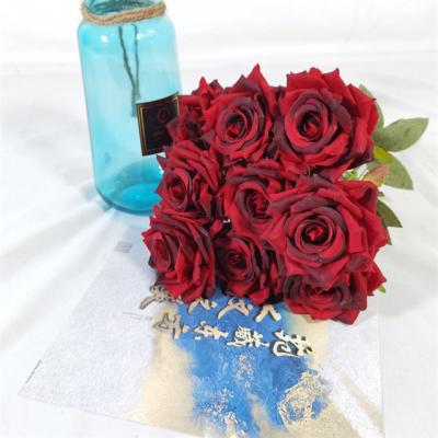 China Wedding Bouquet Silk Rose Artificial Flower Flower Decorations Artificial Flower Arrangements for sale