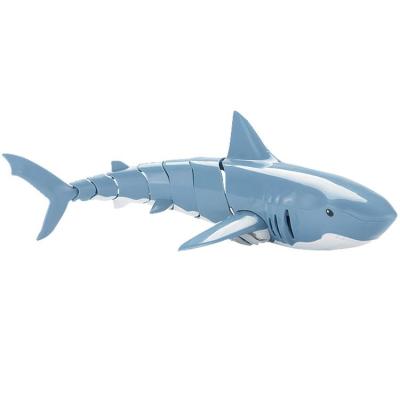 China RC Hobby New Design Swimming Fish In Water Playing Shark 2.4ghz Remote Control RC Shark Fin for sale