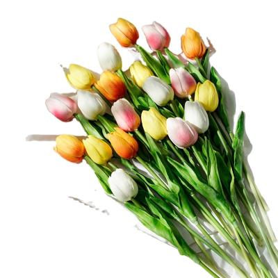 China Natual Tulip Flower Bouquet Artificial Touch Centerpiece Flower Latex For Hotel Home Office for sale