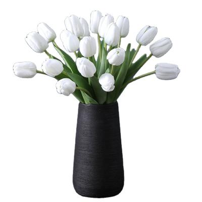 China Fashional Artificial Flowers Hot Selling Artificial Flowers Silk Single Tulips For Wedding Home Decoration for sale