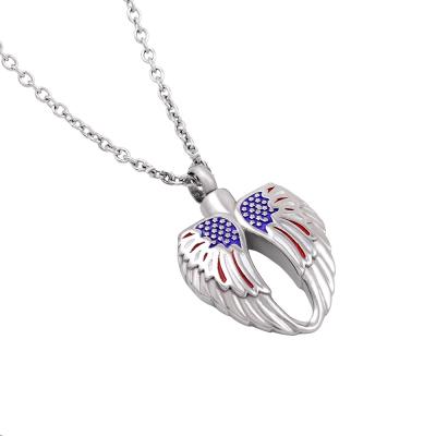 China Romantic Wing Love Heart Cremation Memorial Ash Keepsake Pendant Necklace Jewelry Stainless Steel America Flag Memorial Gift Cemetery Urn for sale