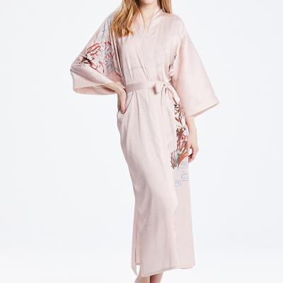 China QUICK DRY Wedding bridesmaid robes floral printed kimono robe satin silk sleepwear ladies nightwear plain print pajamas women for sale