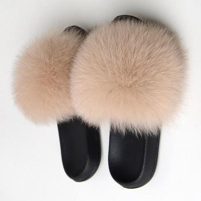 China Female Women's Sheepskin Fur Slippers Bedroom Slippers Plush Winter Cute Home Light Furry Furry Slippers for sale