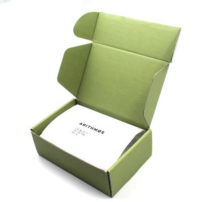 China Eco Friendly Recycled Mailbox Custom Paper Folding Box With Closure Packaging For Clothing And Shoes Set Foldable Box for sale