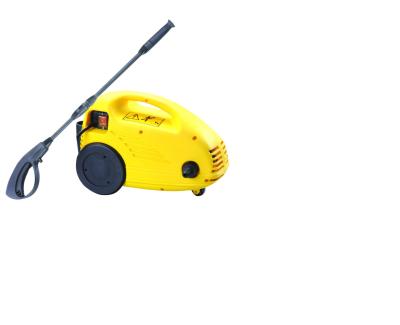 China Small Yellow High Pressure Cleaner , Portable Car Washing Machine For Home Cleaning for sale