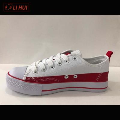 China Cotton/canvas fabric/rubber alibaba latest low price printed fashion flat men's canvas shoes for sale