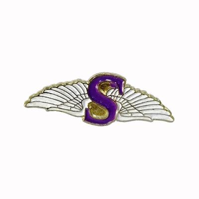 China Cute Enamel Pin Manufacturer Europe Soft Wings Angle Enamel Pins for sale