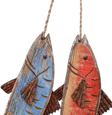 China Europe Set Of 2 Wooden Fish Wall Home Decor High Quality Nautical Ornaments Hand Carved Wall Hanging Sculpture For Indoor Outdoor Decor for sale