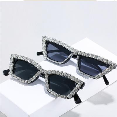 China Luxury Rimless Women Diamond Sun Shade Glasses High Quality Rhinestone Sunglasses Eyewear Kenbo Sunglasses Fashion New for sale