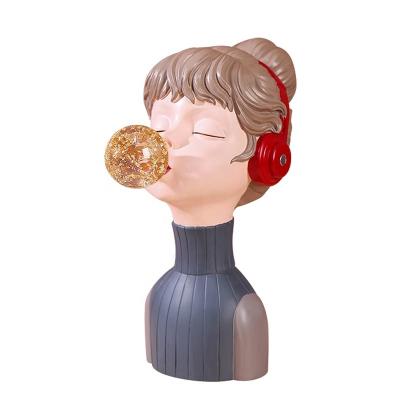 China Europe Girl Listening Crafts Accessories Office Interior Decoration Music Home Decor Luxury for sale