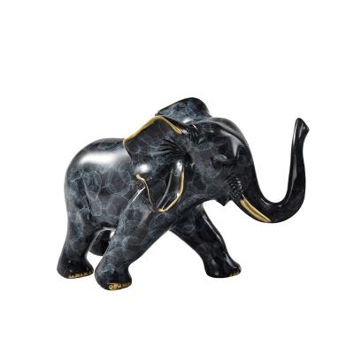 China Europe Handwork Luxury Living Room Accessories Decor Metal Elephant Metal Home Gifts Crafts Decor for sale