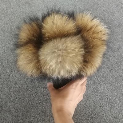 China Popular Latest Fashion Trend Design Ladies Fur Slips Super Fluffy Hair Ball Quilting Fox Fur Slippers for sale