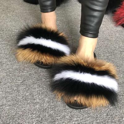 China Fashion Trend Supply Women Real Big Soft Fur Slides Fluffy Fox Fur Slippers for sale