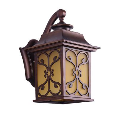 China Vintage European Outdoor Security Aluminum Garden Light Glass Yard Wall Lights for sale