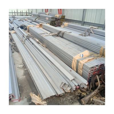 China Hot Rolled Forms Paint Galvanized Steel Wall Slotted Raceway Files Steel Channels for sale