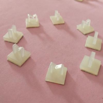 China Plastic Nylon Wire Flat Cable Wire Clips Clamps For Cable Fixing for sale