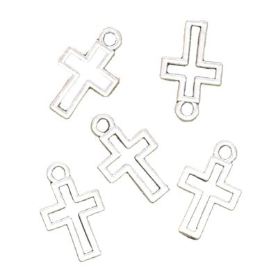 China Vintage Fashion Charms Pendant Lovely Antique Bronze Silver Color Hollow Gold Cross Charms Pendant For Jewelry for sale