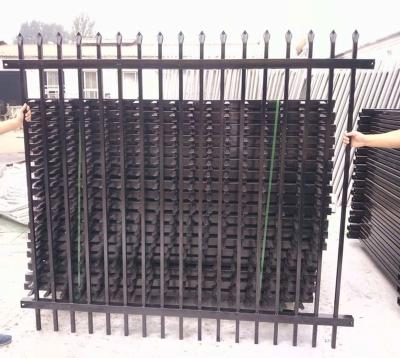 China Latest Designs Wrought Iron Garden Fence Small Metal Decorative Easily Assembled Cheap Fence for sale