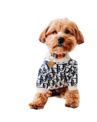 China Outnet Viable Dog Clothes Factory Price Classic High-end Customization Of All Kinds Of Luxury Designer Dog Summer Clothes Dog Sweater for sale