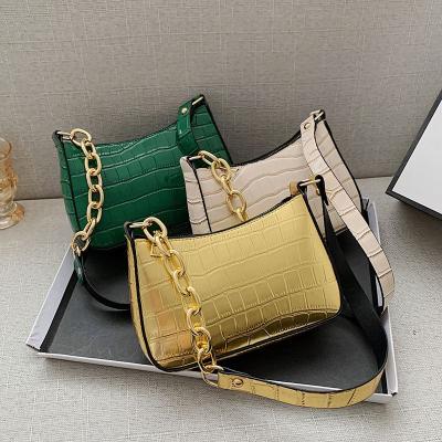 China Wholesales high quality new fashionable luxury gold leather purses and handbags for women with chain for sale