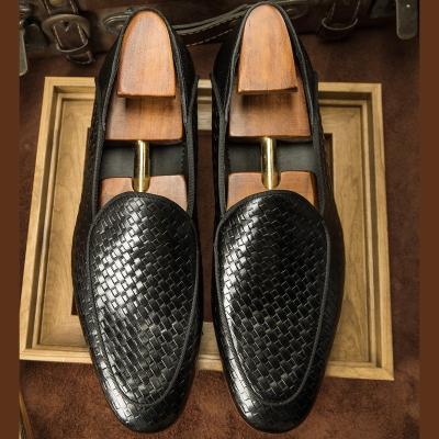 China 2021 New Genuine Leather Men Coming Loafers Shoes Breathable Black Color Luxury Slip On Shoe for sale