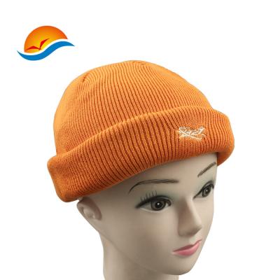 China 2022 COMMON Winter Popular Hats Unisex SKI Sports Wear Multi Color Custom Embroidered Logo Knitted Hats for sale