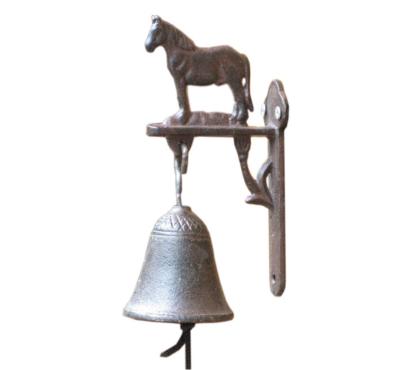 China Wholesale Metal Garden Craft Antique Cast Iron Horse Shaped Door Bells for sale