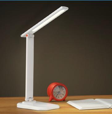 China Modern Dimmable Table Lamp Work Desk Reading Lighting USB LED Desk Lamp for sale