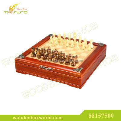 China Real wooden wooden chess box with inlaid checkerboard and wooden chess pieces for sale