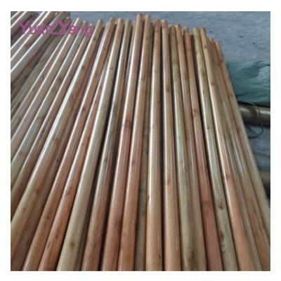 China Durable High Quality Varnished Wooden Broom Stick Broom Handles Wooden Pole Wooden Broom Stick for sale