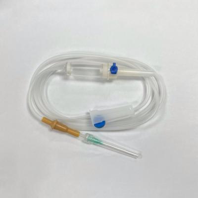 中国 Guarantee Period Five Years Supply Medical Disposable Luer Lock IV Set with 21g Needle 販売のため