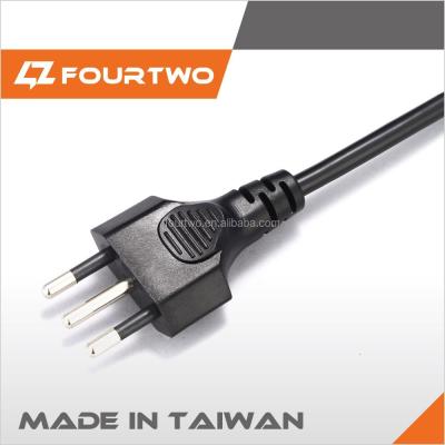 China Consumer Electronics Switzerland 3 Pin Plug To IEC C13 Connector Electric Kettle Power Cord for sale