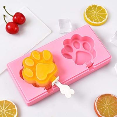 中国 Kids' Popsicle Maker Large Silicone Ice Cream Mold with Sticks and Paw Shape Design 販売のため