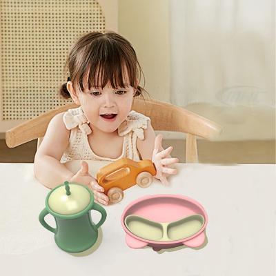 China Ergonomic Panda Silicone 6-12 Months On The Go Suction Plate Set for Baby Feeding Essentials for sale