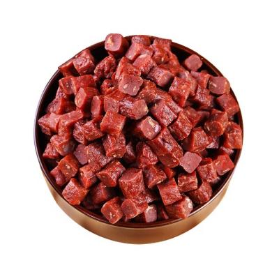 China Sustainable No Drug Residue Pet Treats Low Fat Beef Cubes Dog Snacks Cat Snacks for sale