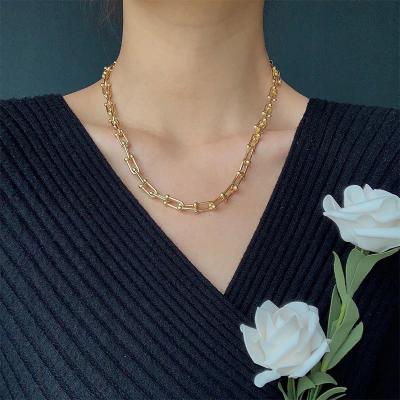 China Vintage Gold Color U Shape Thick Linked Necklaces For Women Minimalist Chain Necklace for sale