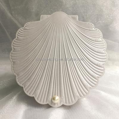 China Elegant Samples of Europe Shell Shape Free Wedding Invitation for sale