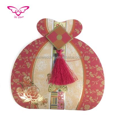 China Custom Nice Pocket Style Design Red Envelope for sale