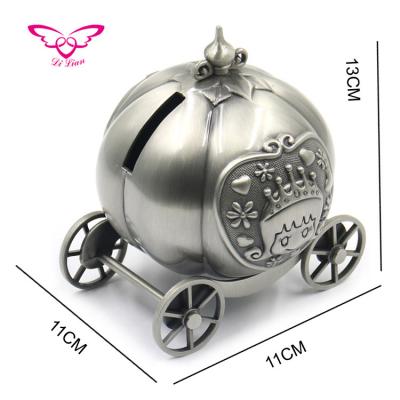 China Home Decoration Pumpkin Shape Zinc Alloy Material Lovely Piggy Bank for sale