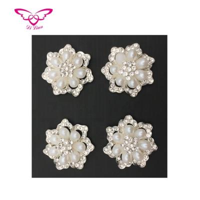 China Elegant Wedding Card Accessory Rhinestone Flower Brooch for Wedding Invitations for sale