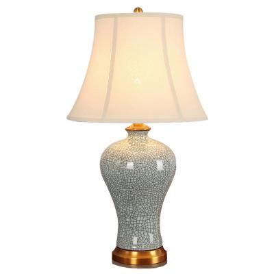 China Modern American Hotel Bedroom Modern Designer Bedroom Lamp Table Lamp Ceramic Retro Decorative Table Lamp for sale